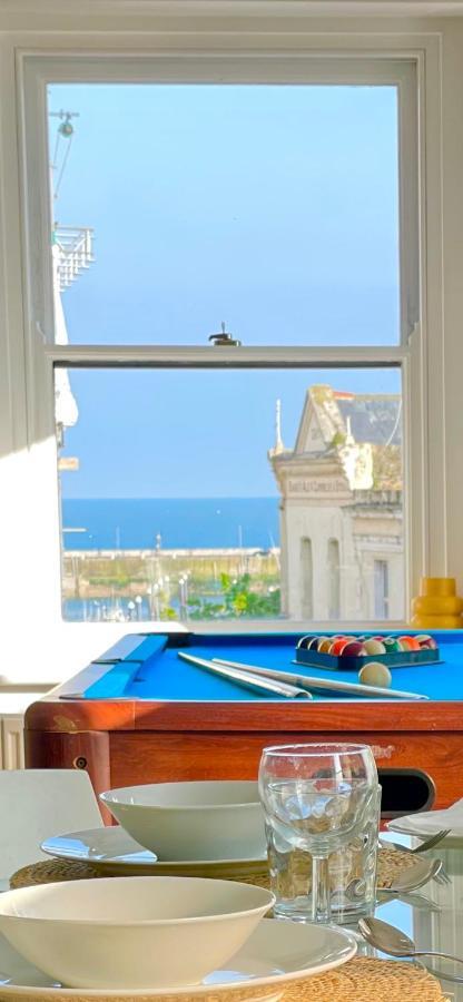 Royal Harbour Retreat Sea Views & Pool Table Apartman Ramsgate Kültér fotó
